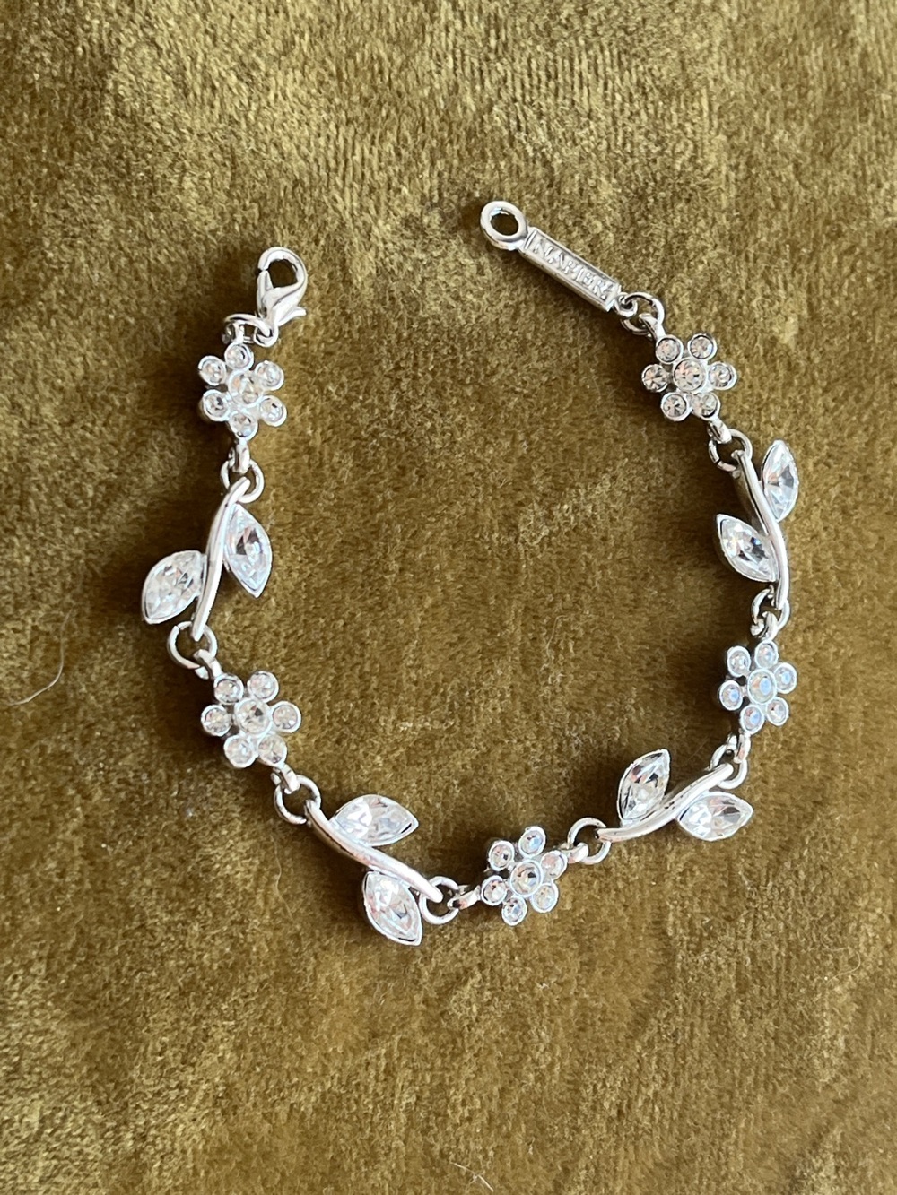 Napier Signed Shiny Silverplated Linked Bracelet Sparkly Clear Rhinestones 7.25"